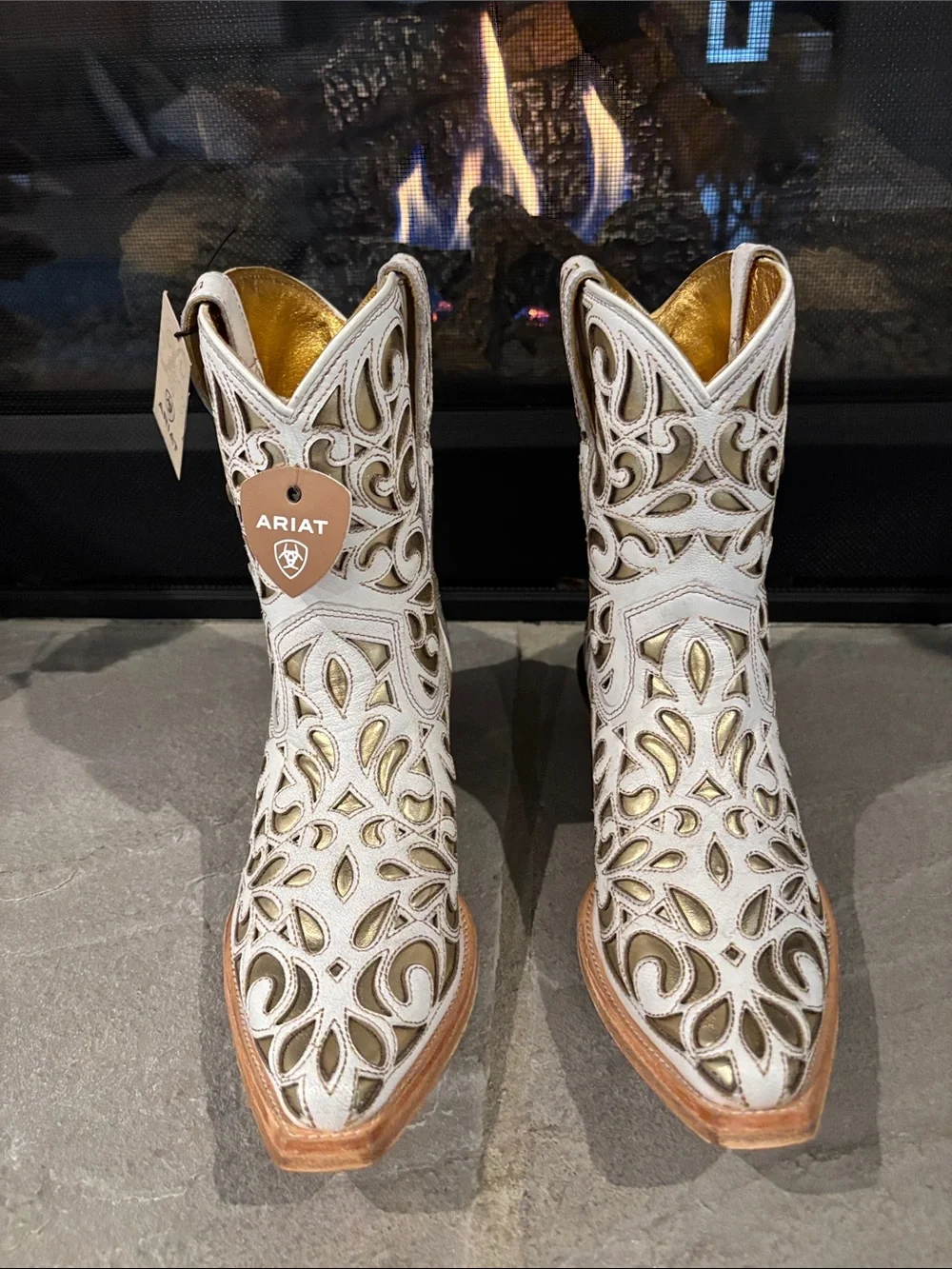 Ariat Valentina Classic Alabaster/Gold full grain leather,X toe,ATS,Western - Picture 2 of 13
